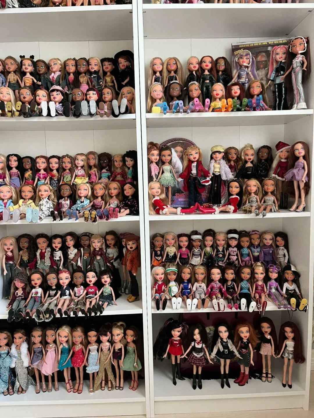Dollhouse Shelf Display Dolls